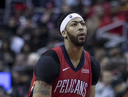 凭借一记头 凭借一记头