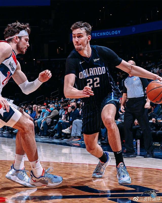 球分别来自 球分别来自