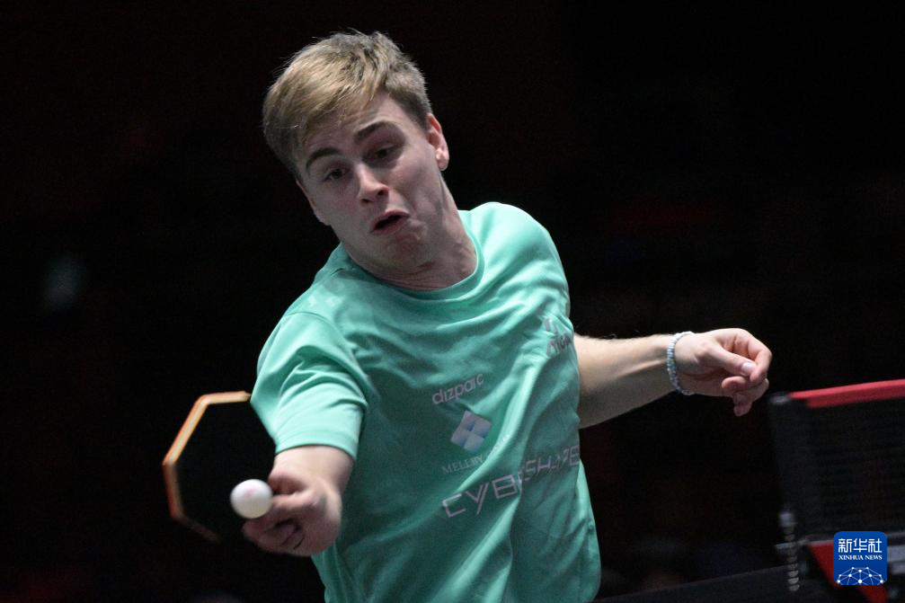 探讨此背景 探讨此背景