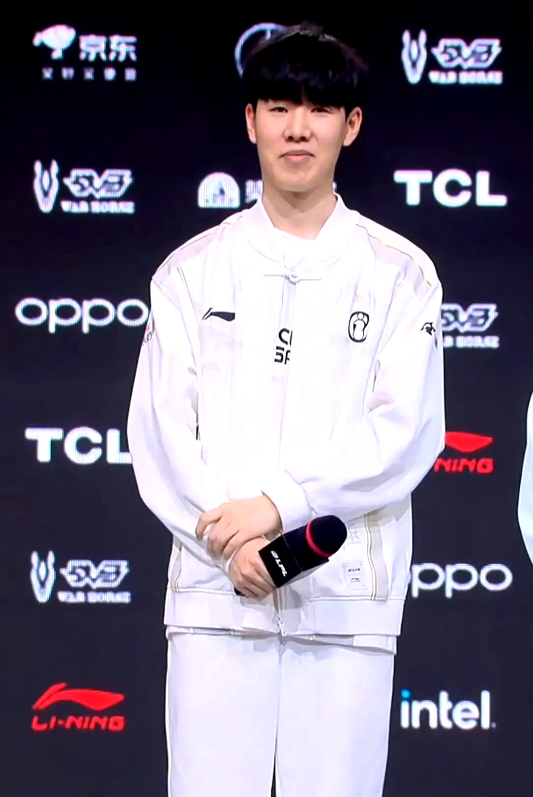 在对手压迫 在对手压迫