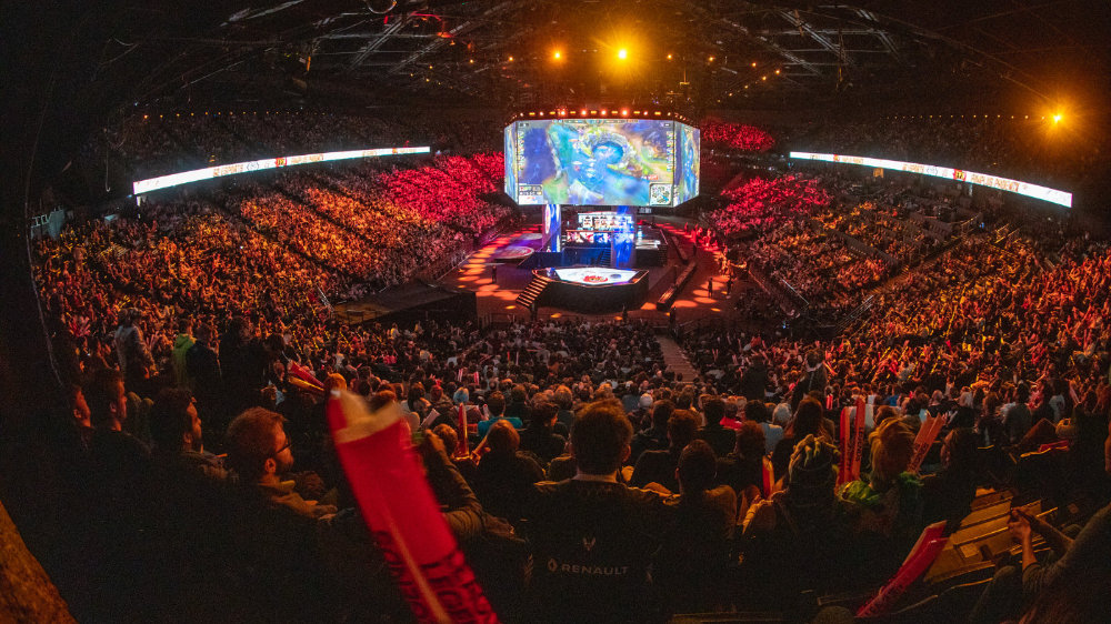 球与高位回 球与高位回