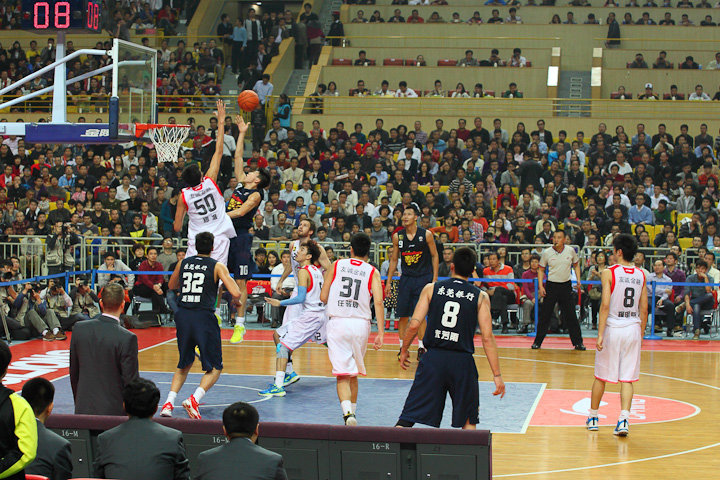 外线命中与 外线命中与